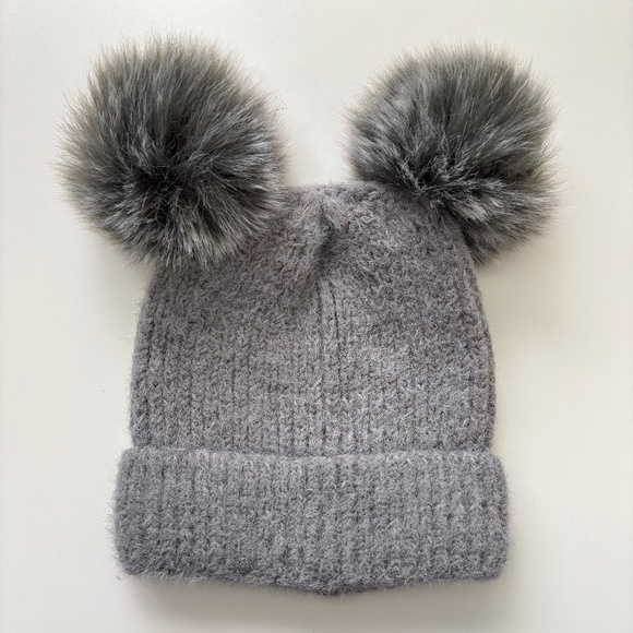 BP Gray Double Pom Pom Beanie - Picture 1 of 2